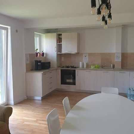 Garden Leisure Apartments Brasov Bagian luar foto